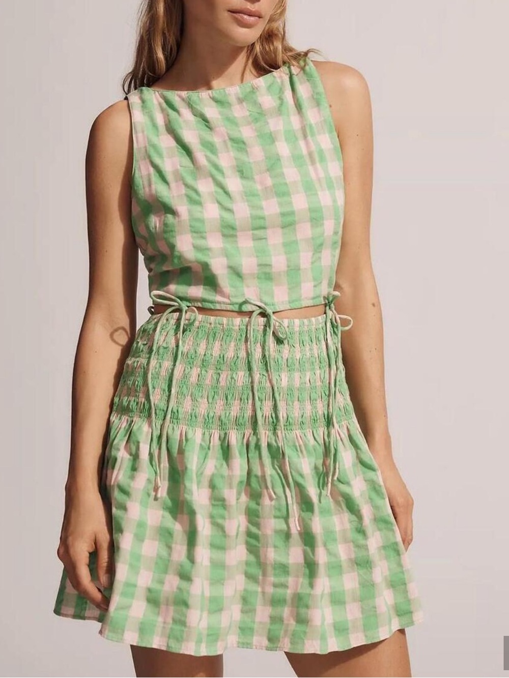 Anthropologie Saylor Emmie Mini Dress
Green Light Pink Gingham L Cottage Preppy